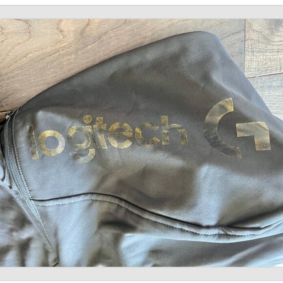 Logitech G Hero Softshell Jacket Men's Size L Black Outdoor Activewear NWT - Picture 8 of 12